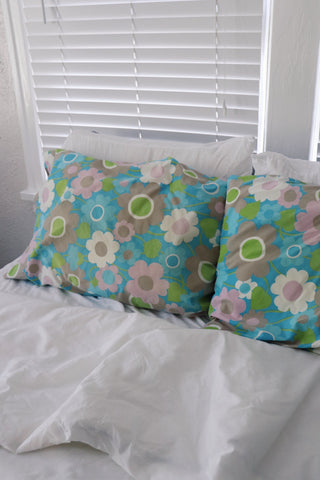 Groovy Pillowcase Set