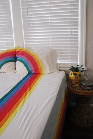 1970s Rainbow Queen Pillow + Sheet Set